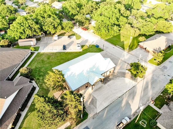 1300 London, Bowie, TX 76230
